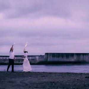 三点比基尼露阴沟美女视频
